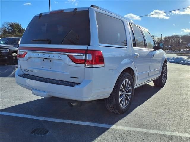 2016 Lincoln Navigator Select