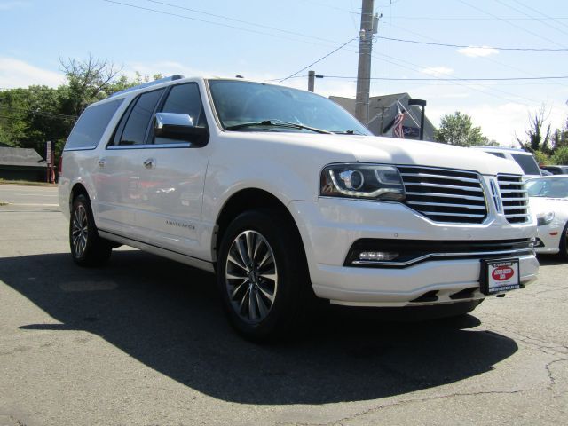 2016 Lincoln Navigator L Select