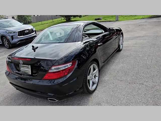 2016 Mercedes-Benz SLK 300