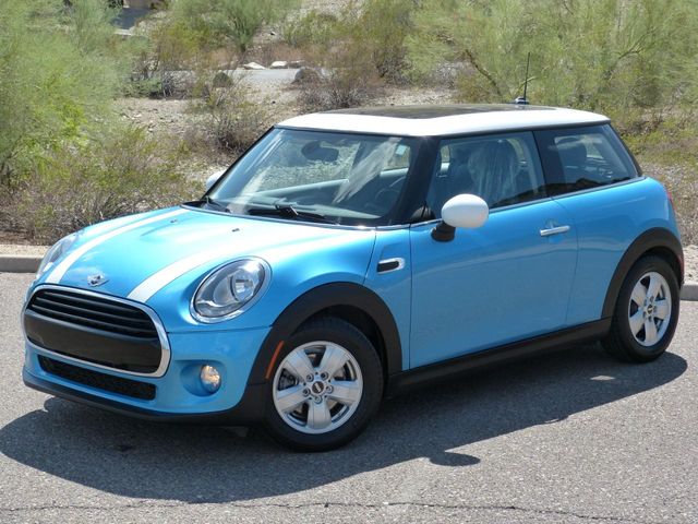 2016 MINI Cooper Hardtop Base