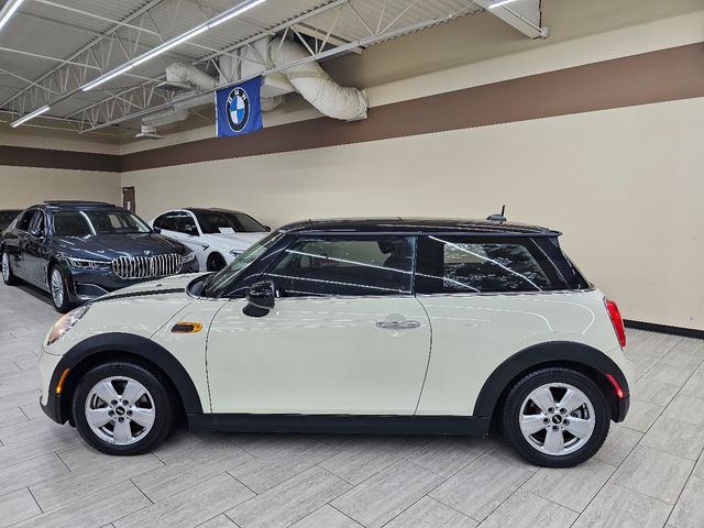 2016 MINI Cooper Hardtop Base