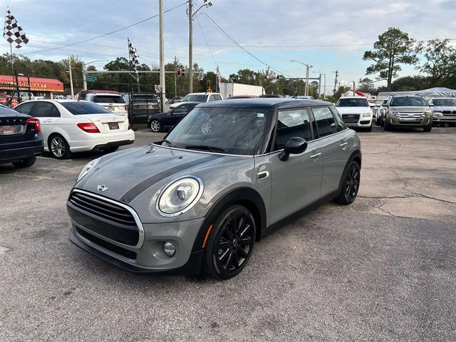 2016 MINI Cooper Hardtop Base