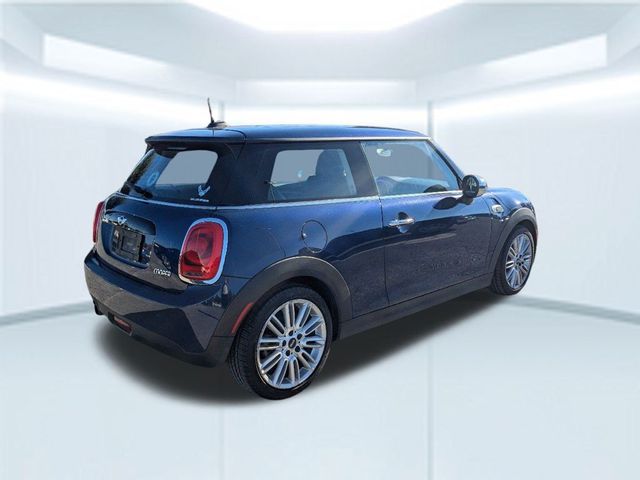 2016 MINI Cooper Hardtop Base