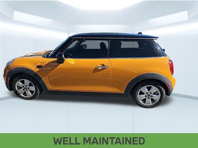 2016 MINI Cooper Hardtop Base