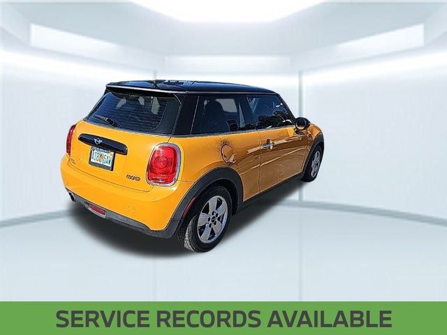 2016 MINI Cooper Hardtop Base