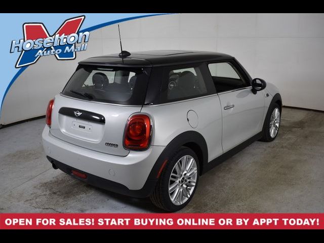 2016 MINI Cooper Hardtop Base