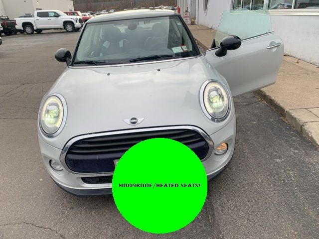 2016 MINI Cooper Hardtop Base