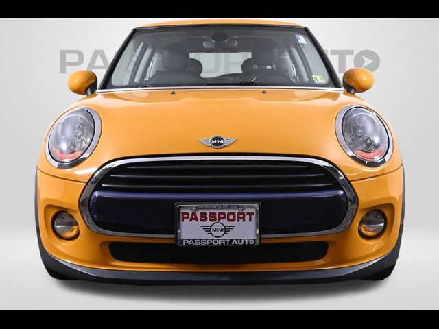 2016 MINI Cooper Hardtop Base