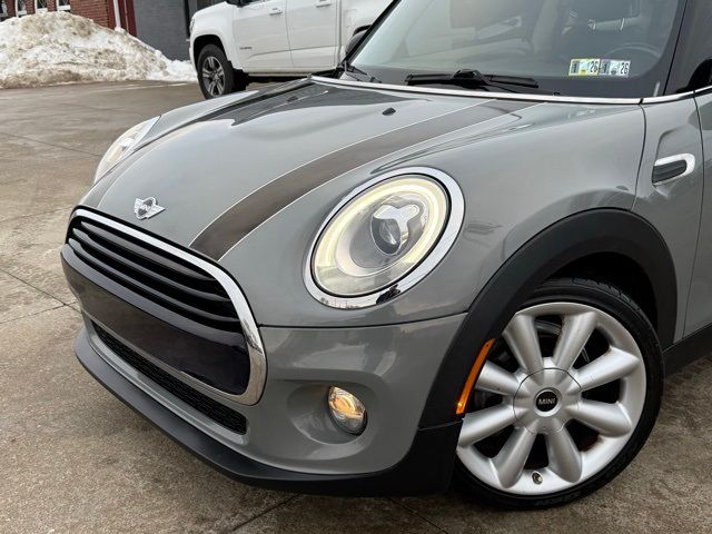 2016 MINI Cooper Hardtop Base