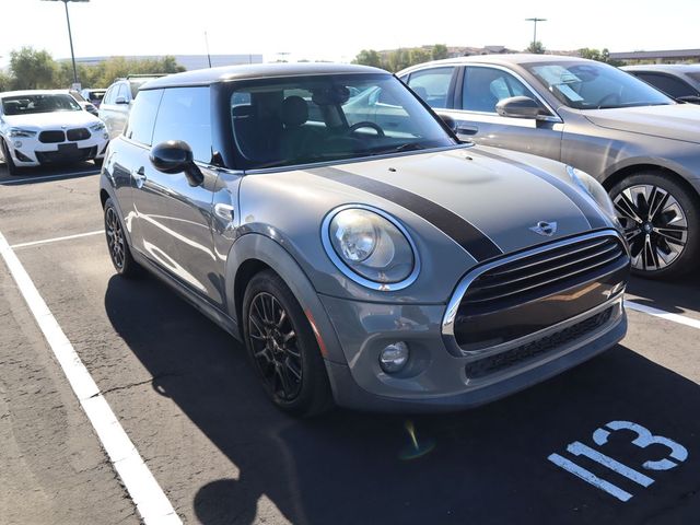 2016 MINI Cooper Hardtop Base