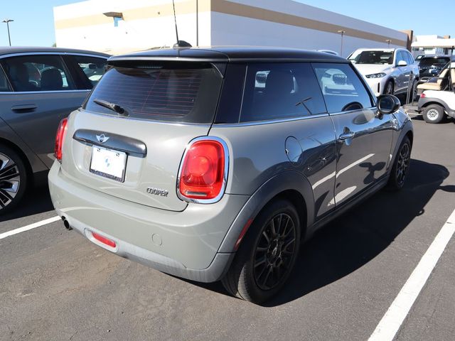 2016 MINI Cooper Hardtop Base