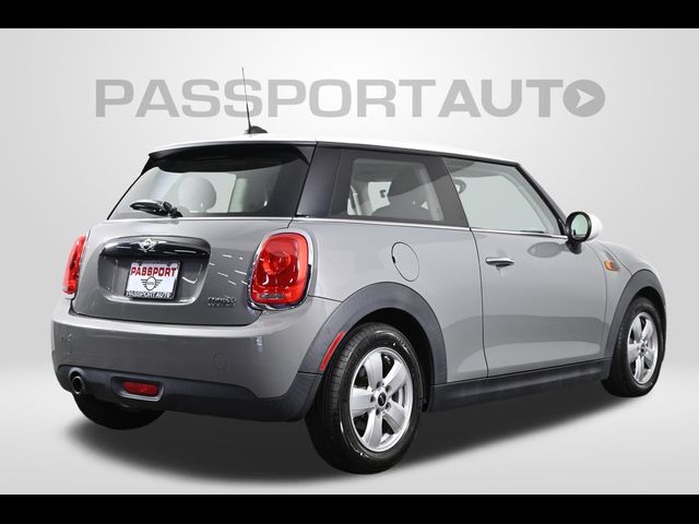 2016 MINI Cooper Hardtop Base