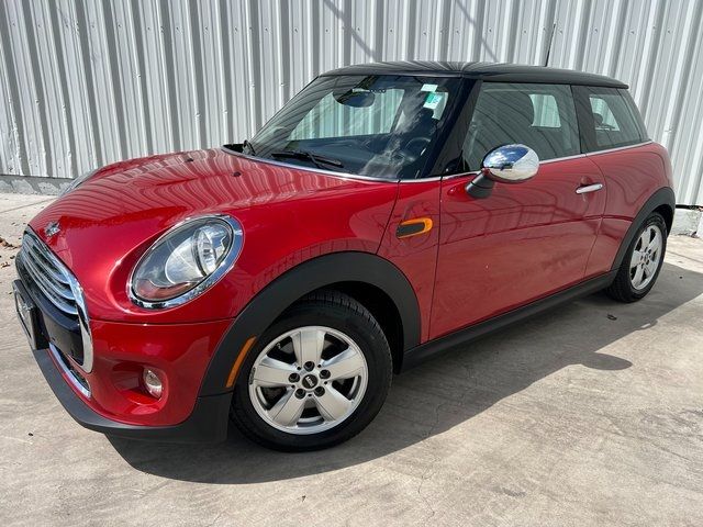 2016 MINI Cooper Hardtop Base