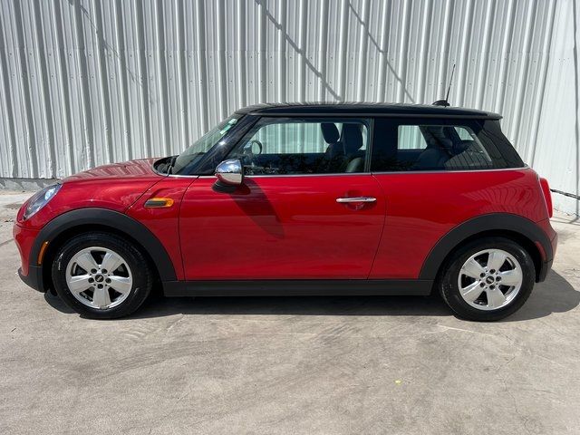 2016 MINI Cooper Hardtop Base