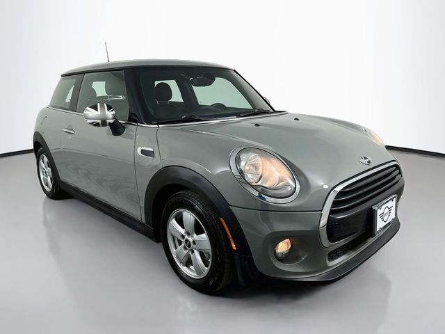 2016 MINI Cooper Hardtop Base