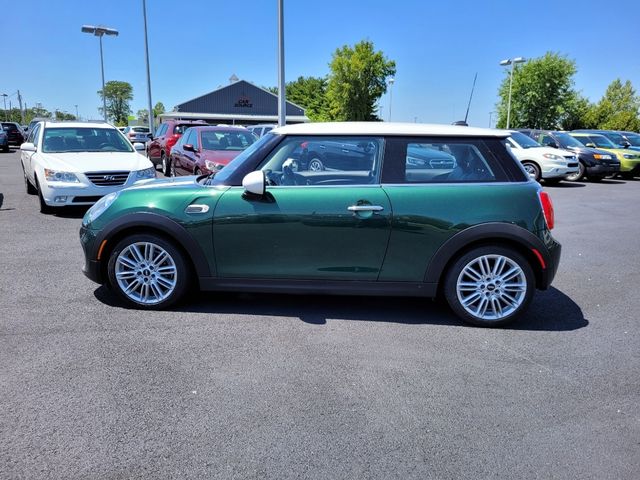 2016 MINI Cooper Hardtop Base