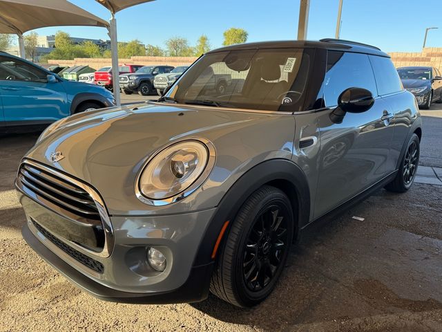 2016 MINI Cooper Hardtop Base