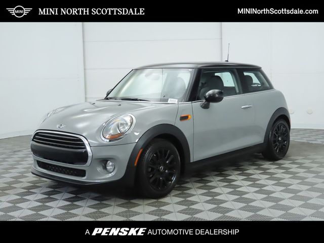 2016 MINI Cooper Hardtop Base