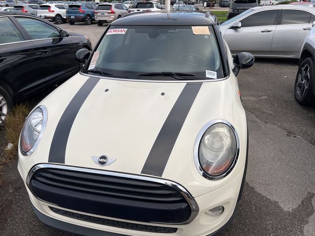 2016 MINI Cooper Hardtop Base