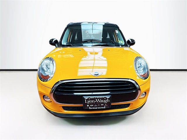 2016 MINI Cooper Hardtop Base