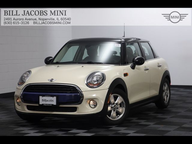 2016 MINI Cooper Hardtop Base