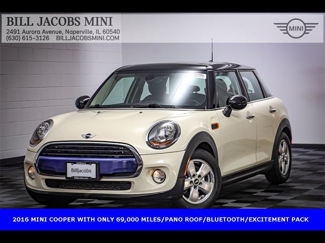 2016 MINI Cooper Hardtop Base