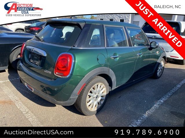 2016 MINI Cooper Hardtop Base