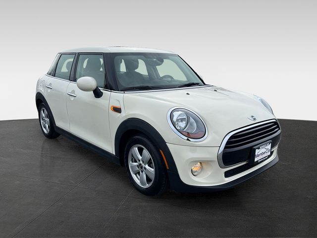 2016 MINI Cooper Hardtop Base