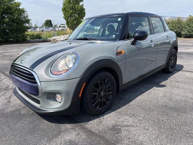 2016 MINI Cooper Hardtop Base