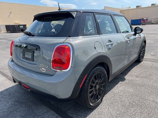 2016 MINI Cooper Hardtop Base