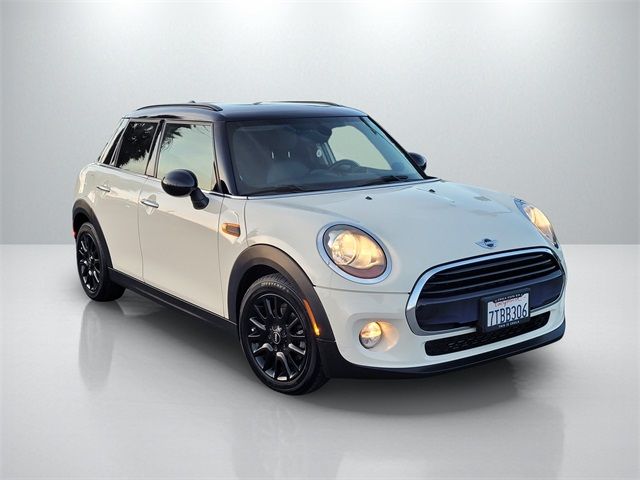 2016 MINI Cooper Hardtop Base