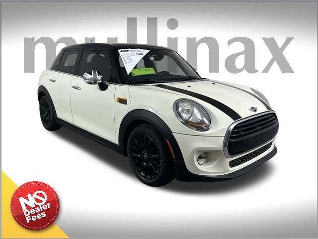 2016 MINI Cooper Hardtop Base