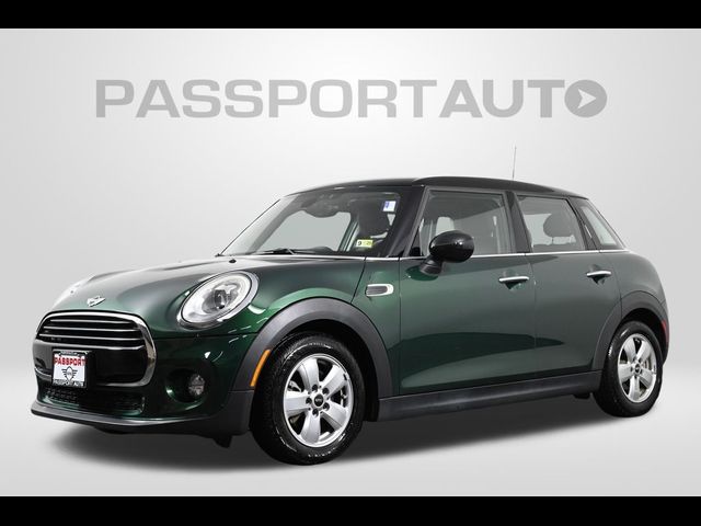 2016 MINI Cooper Hardtop Base