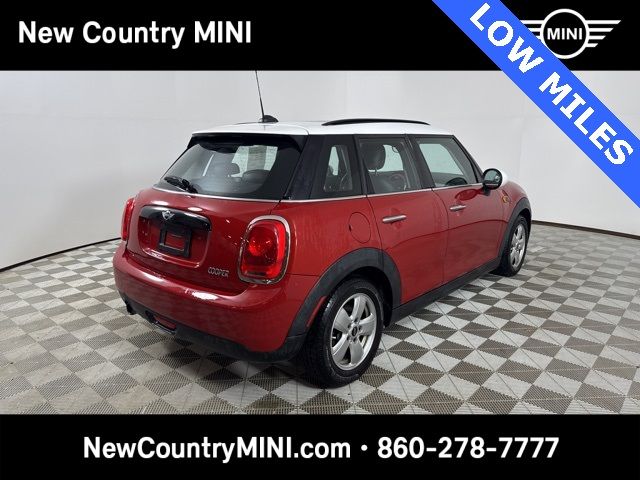 2016 MINI Cooper Hardtop Base