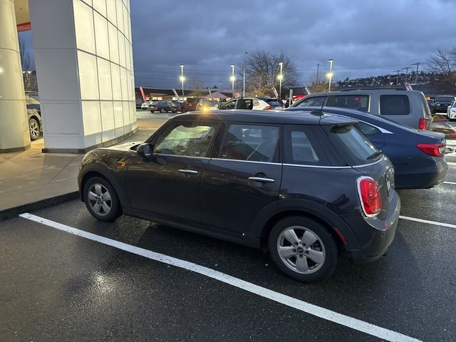 2016 MINI Cooper Hardtop Base