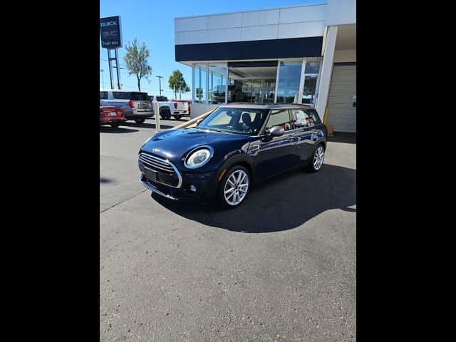 2016 MINI Cooper Clubman Base