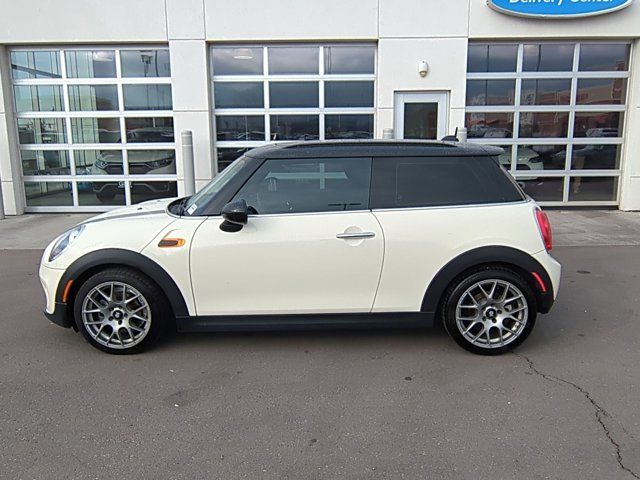 2016 MINI Cooper Hardtop Base