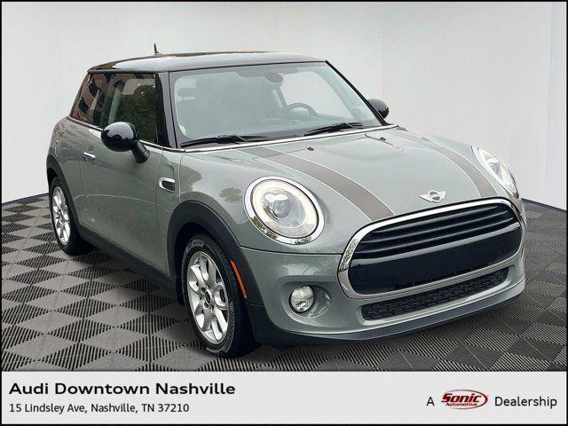 2016 MINI Cooper Hardtop Base