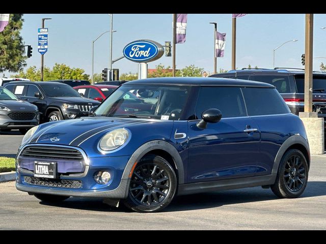 2016 MINI Cooper Hardtop Base