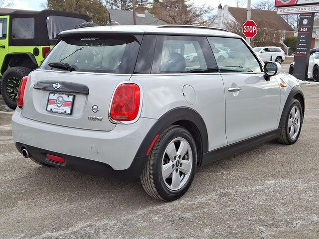 2016 MINI Cooper Hardtop Base