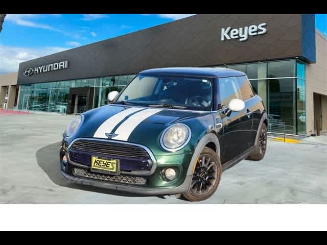 2016 MINI Cooper Hardtop Base