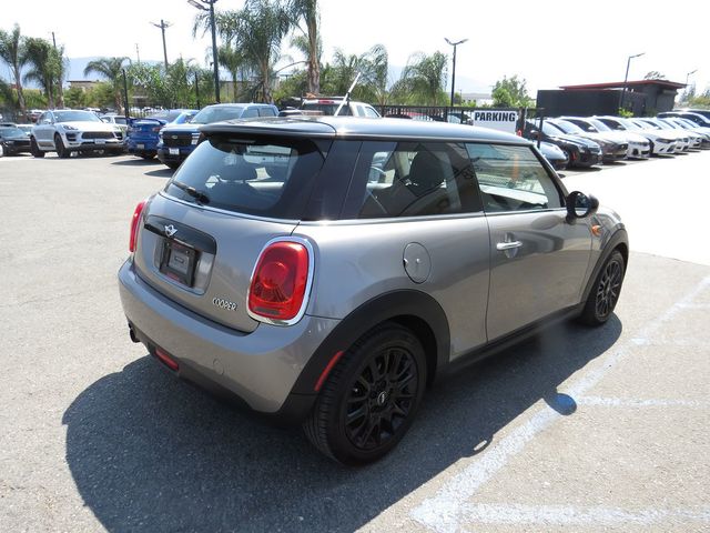 2016 MINI Cooper Hardtop Base