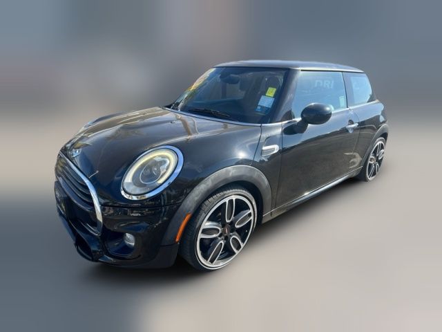 2016 MINI Cooper Hardtop Base