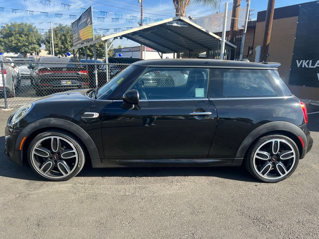 2016 MINI Cooper Hardtop Base