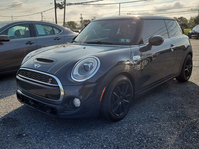 2016 MINI Cooper Hardtop S