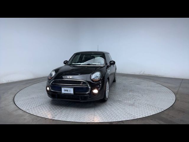 2016 MINI Cooper Hardtop S