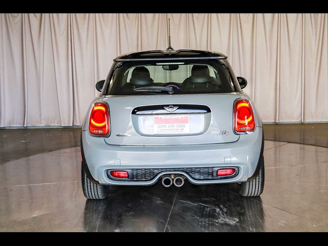 2016 MINI Cooper Hardtop S