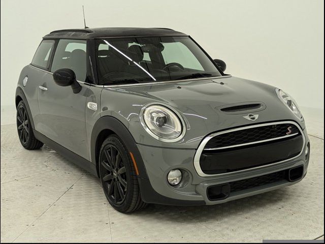 2016 MINI Cooper Hardtop S