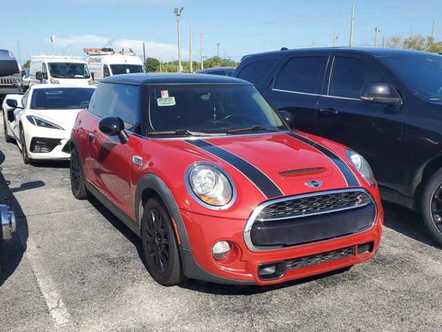 2016 MINI Cooper Hardtop S