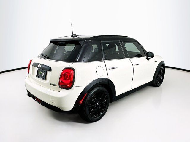 2016 MINI Cooper Hardtop Base